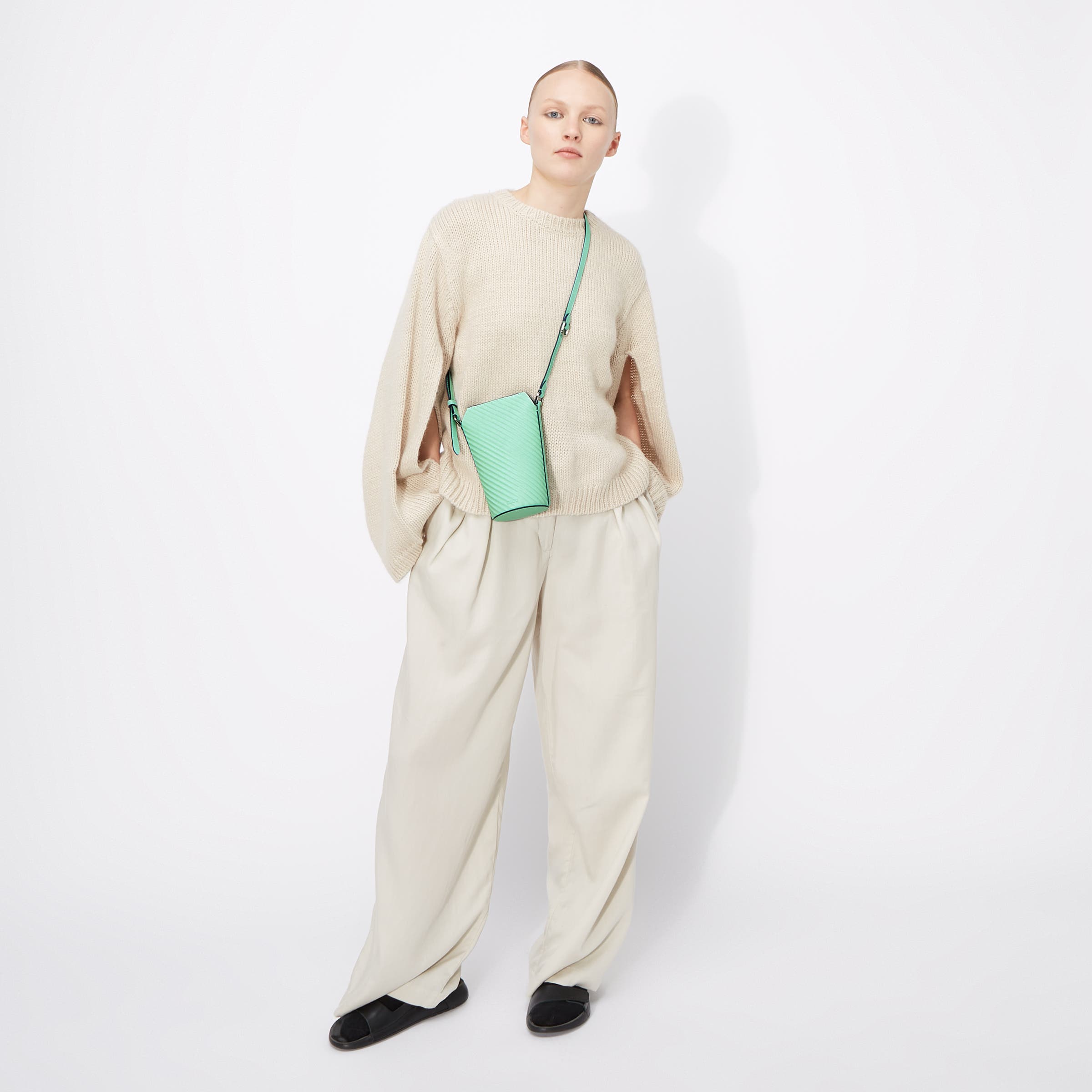 ECCO Pot Grooved レザークロスボディバッグ - ブルー - Modelshot-1