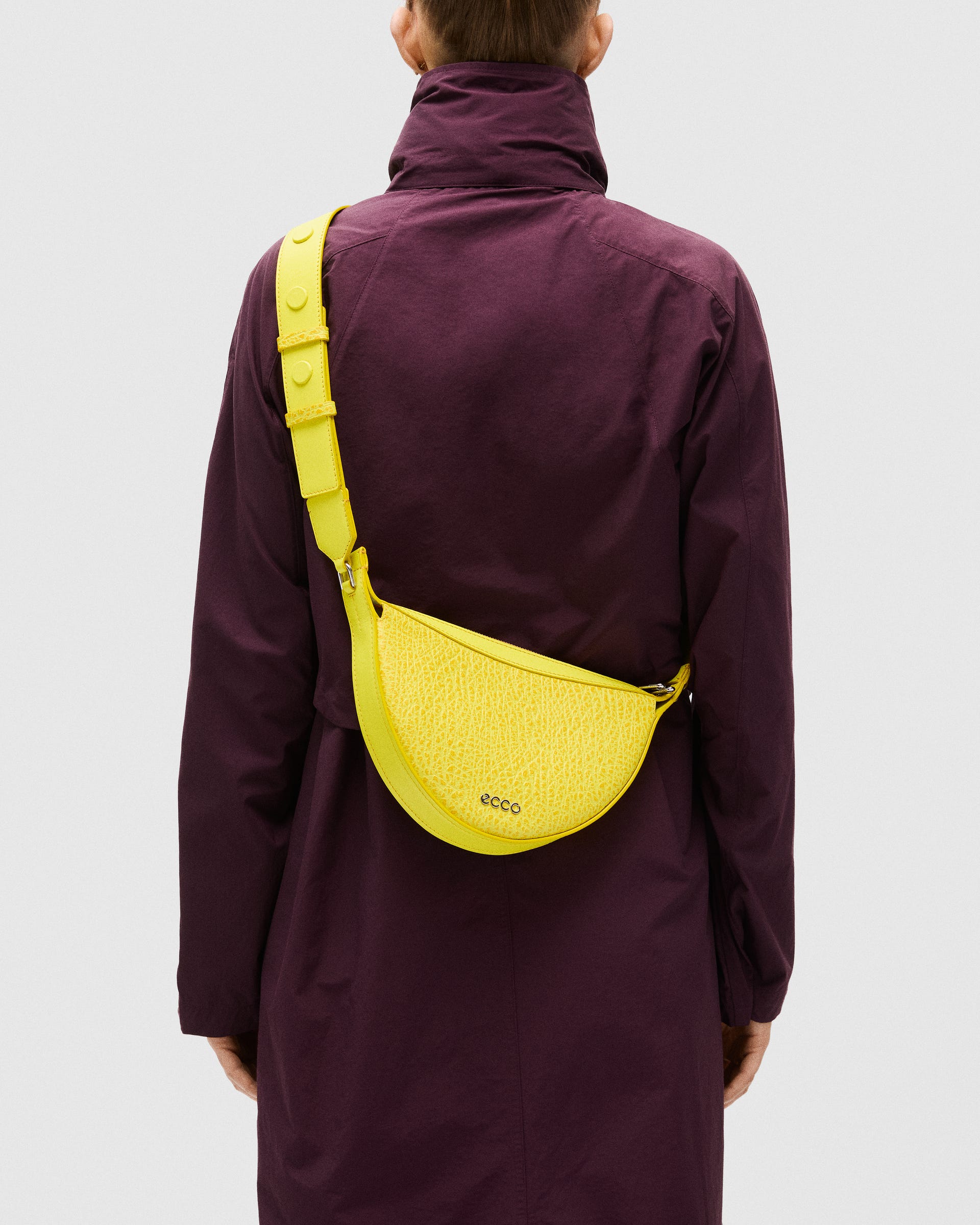 ECCO FORTUNE BAG SMALL - Yellow - Lifestyle image-1