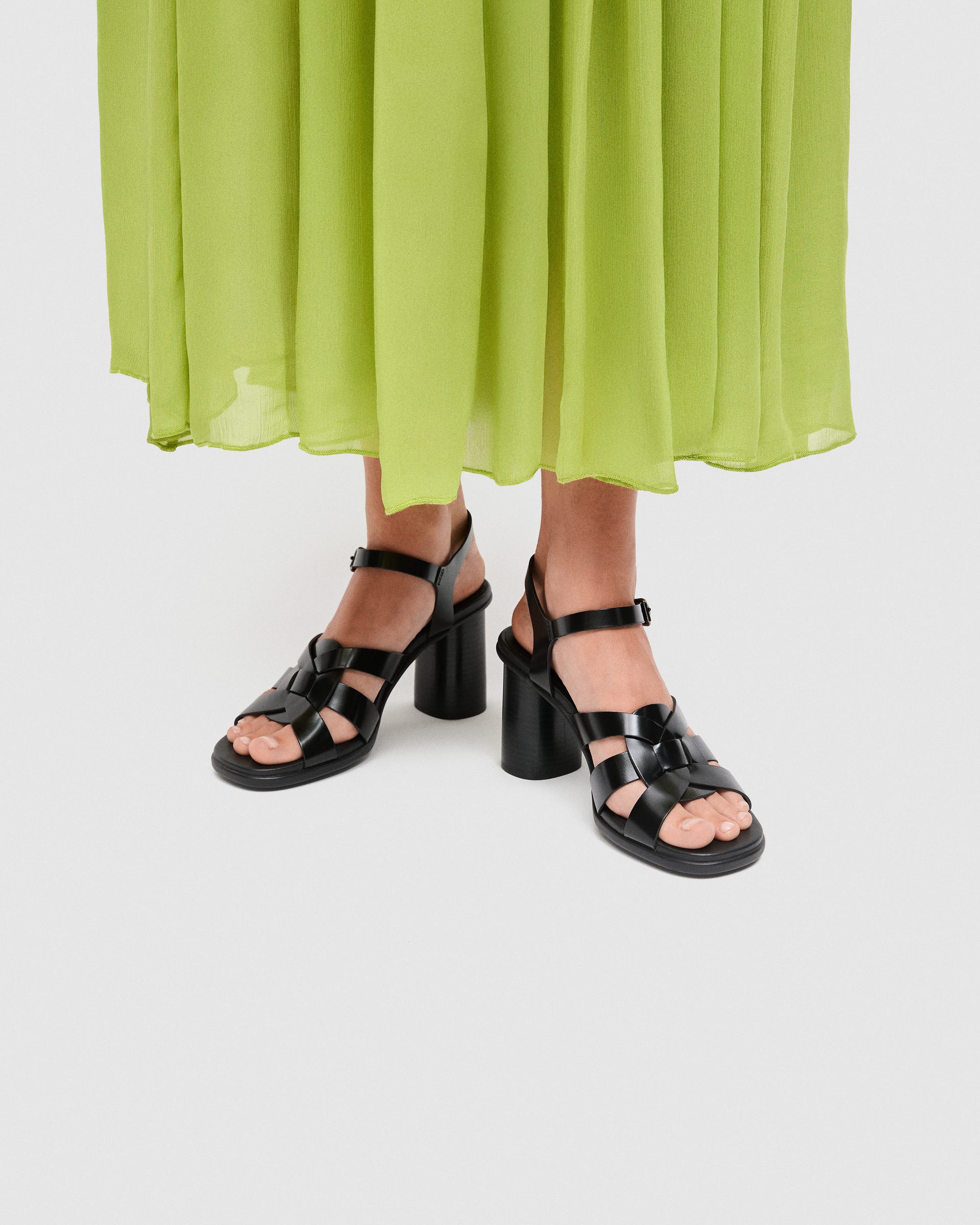 Damskie skórzane sandały na obcasie ECCO® SCULPTED ALBA 65 - Czarny - Lifestyle image-1