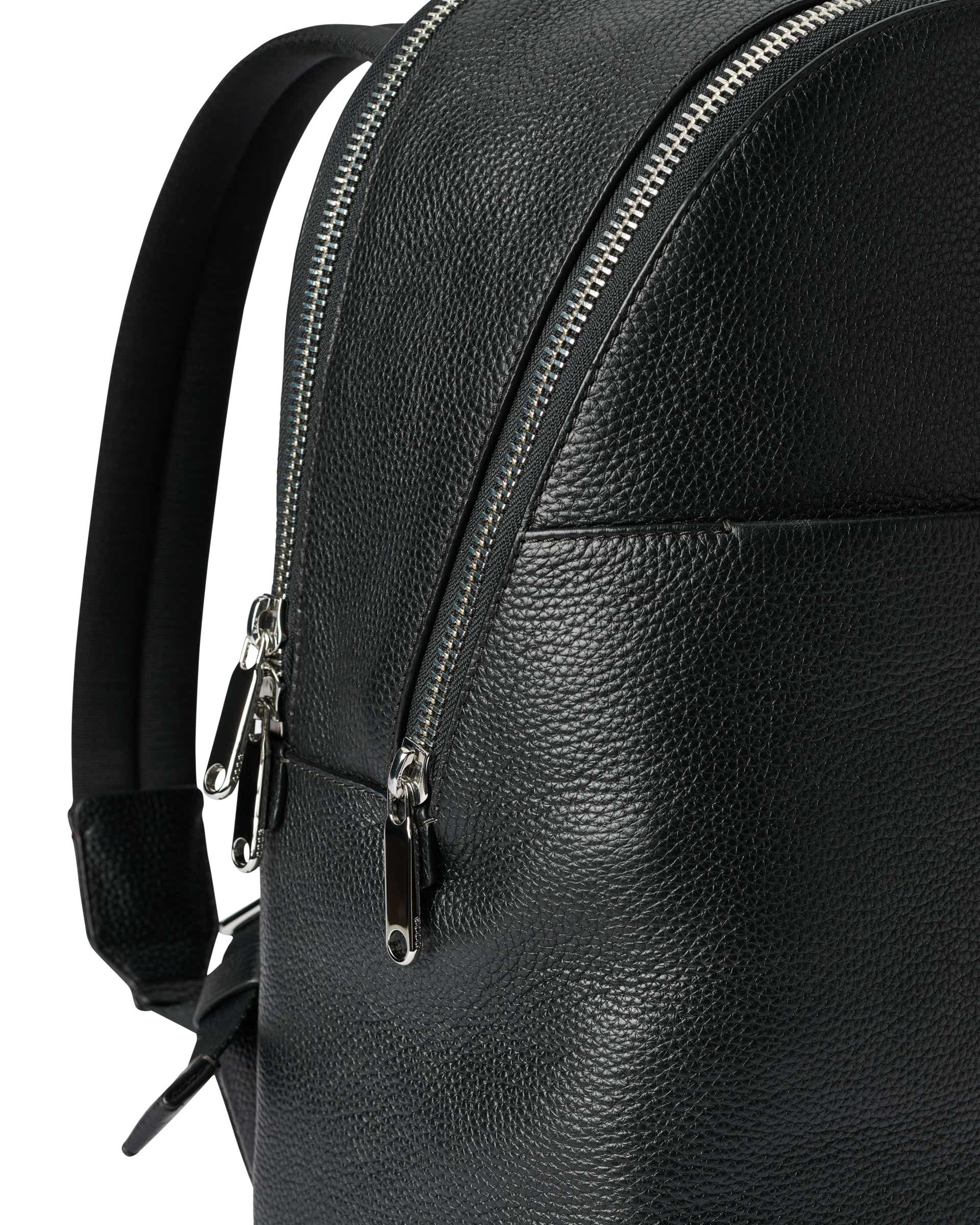 ECCO Round Pack Large Pebbled レザーバックパック | ブラック ECCO Round Pack Large Pebbled レザーバックパック | ブラック