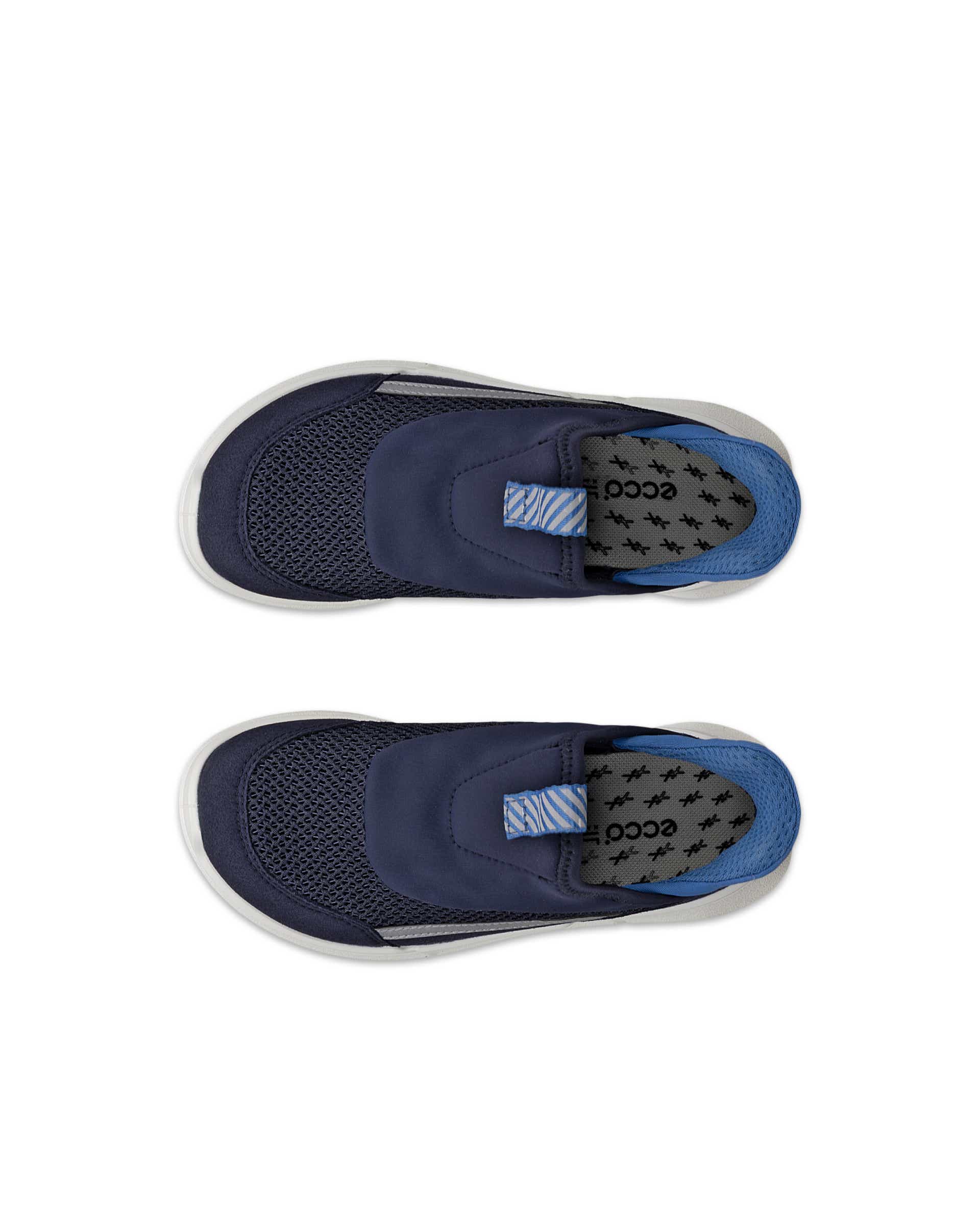 ECCO® BIOM 2.2 Kinder Slip-On-Sneaker aus Textil - Blau - Top left pair