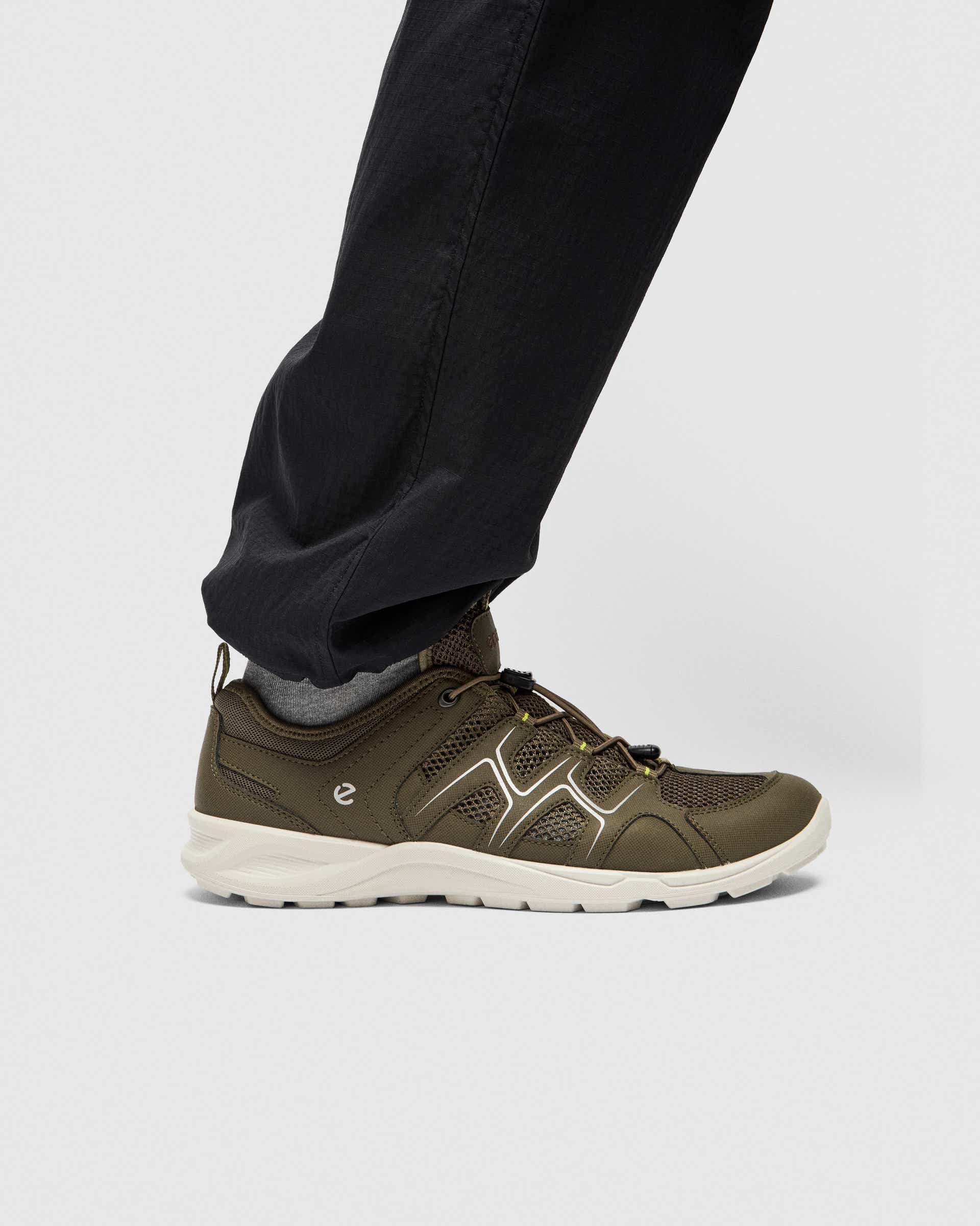 Sapatos caminhada homem ECCO® Terracruise LT - Verde - Lifestyle image-1