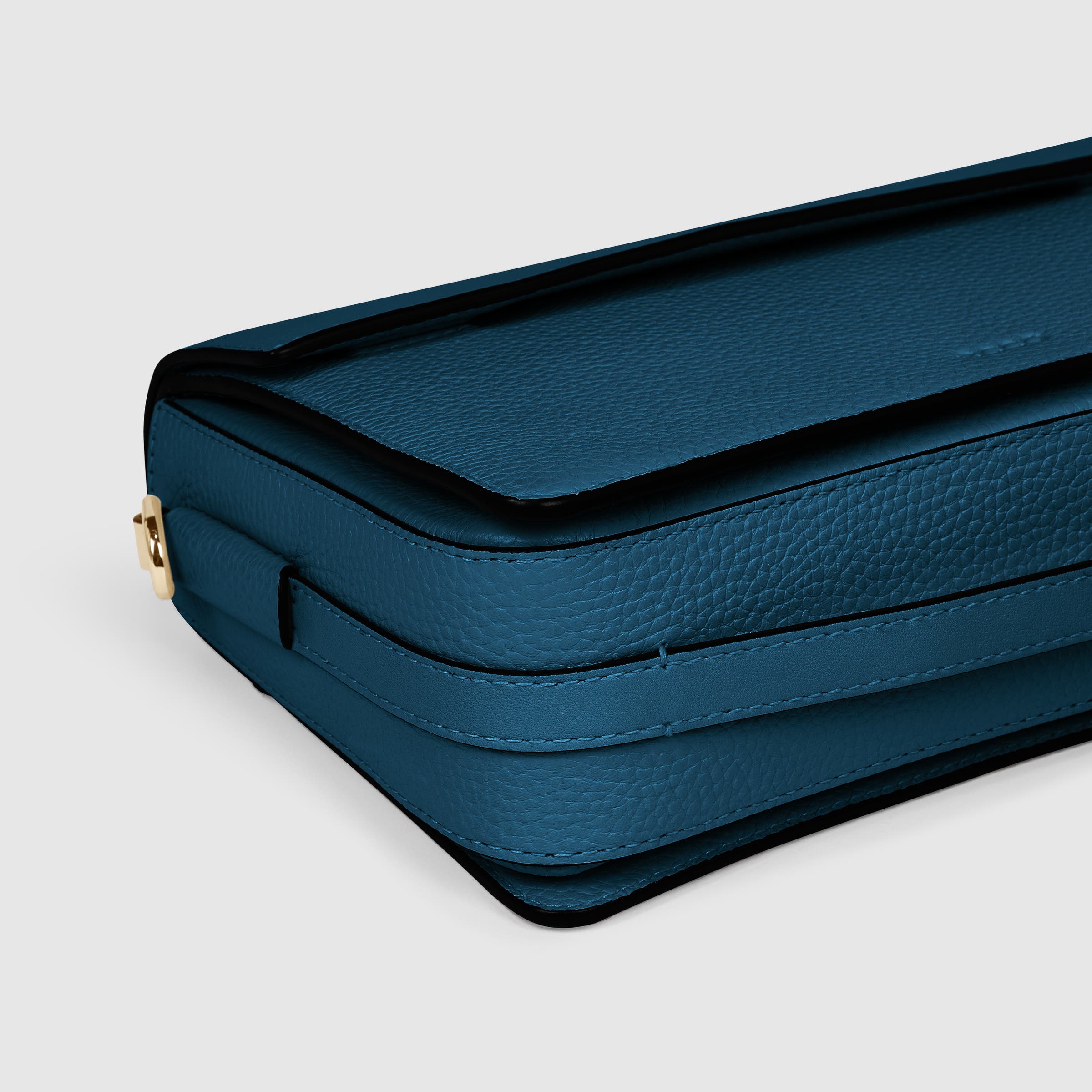 ECCO Textureblock Pinch Full Size レザークロスボディバッグ - ブルー - Detail-1