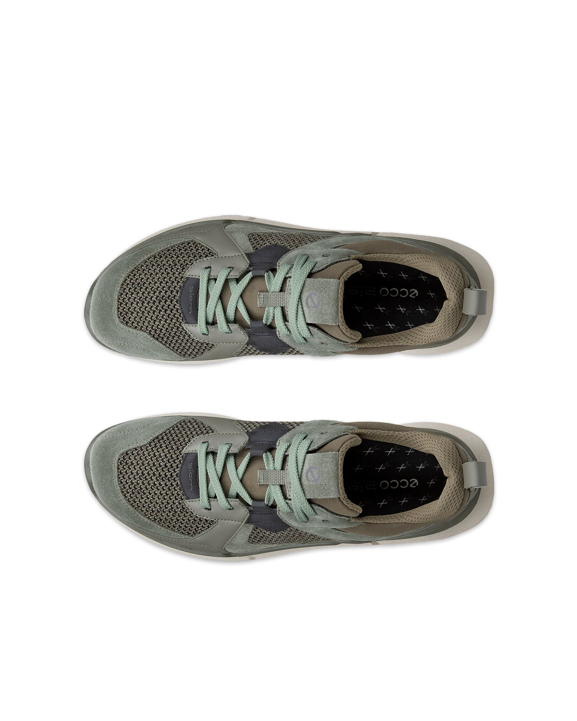 ECCO® BIOM 2.2 baskets de plein air en daim pour homme - Vert - Top left pair