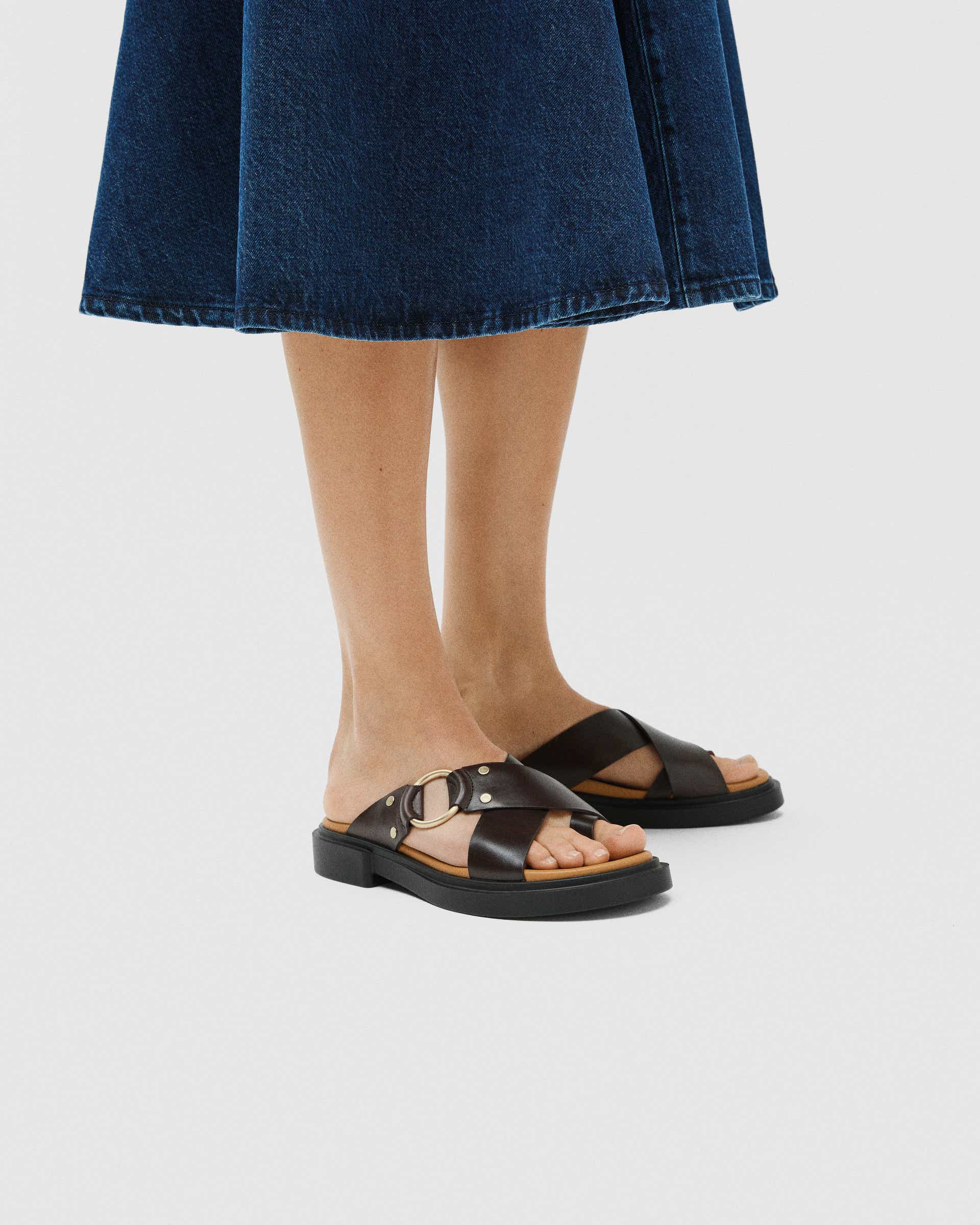 Women's ECCO® Metropole Seoul Leather Ring Sandal - Black - Lifestyle image-1