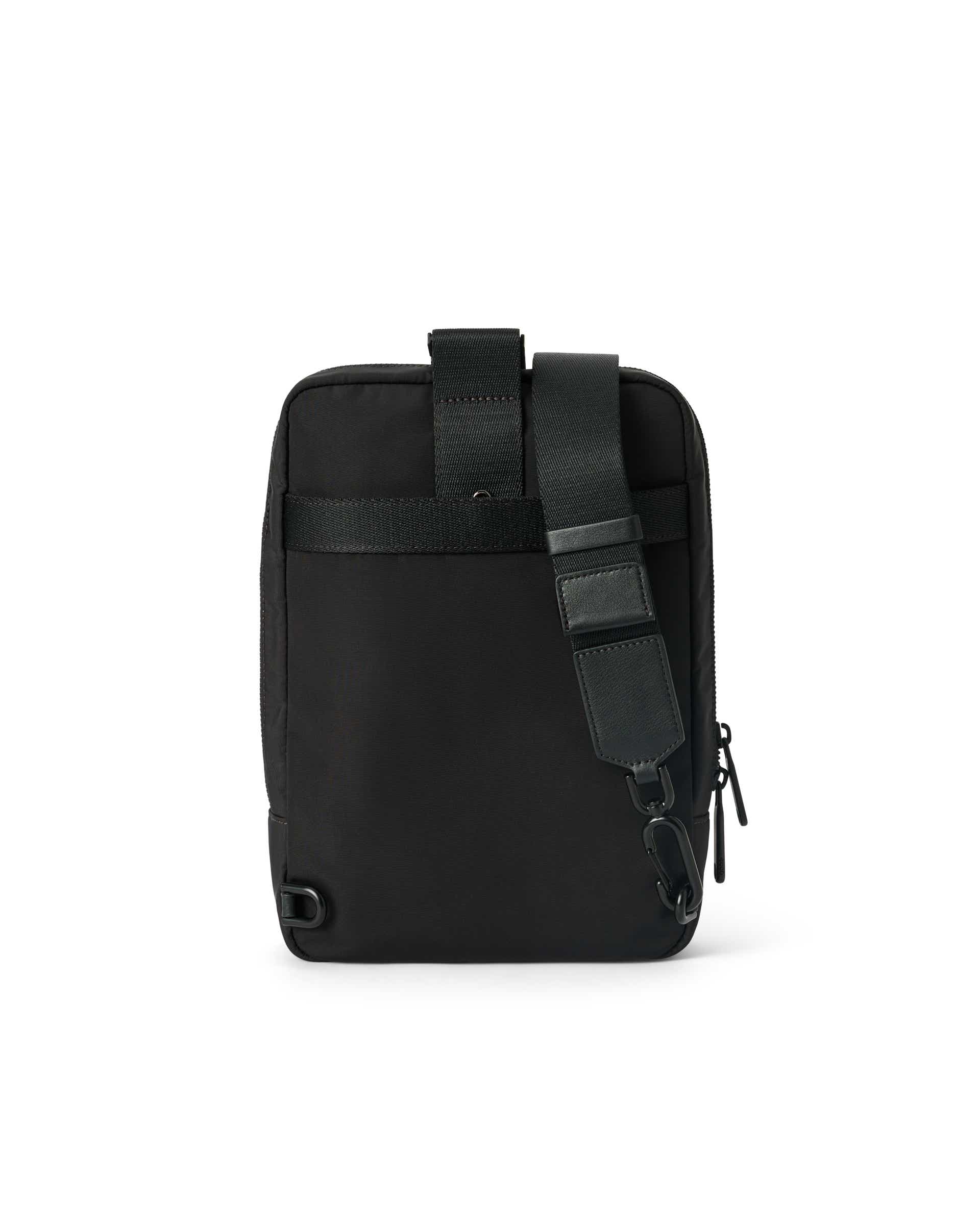 ECCO Voyager X Body Sling - Black - Back