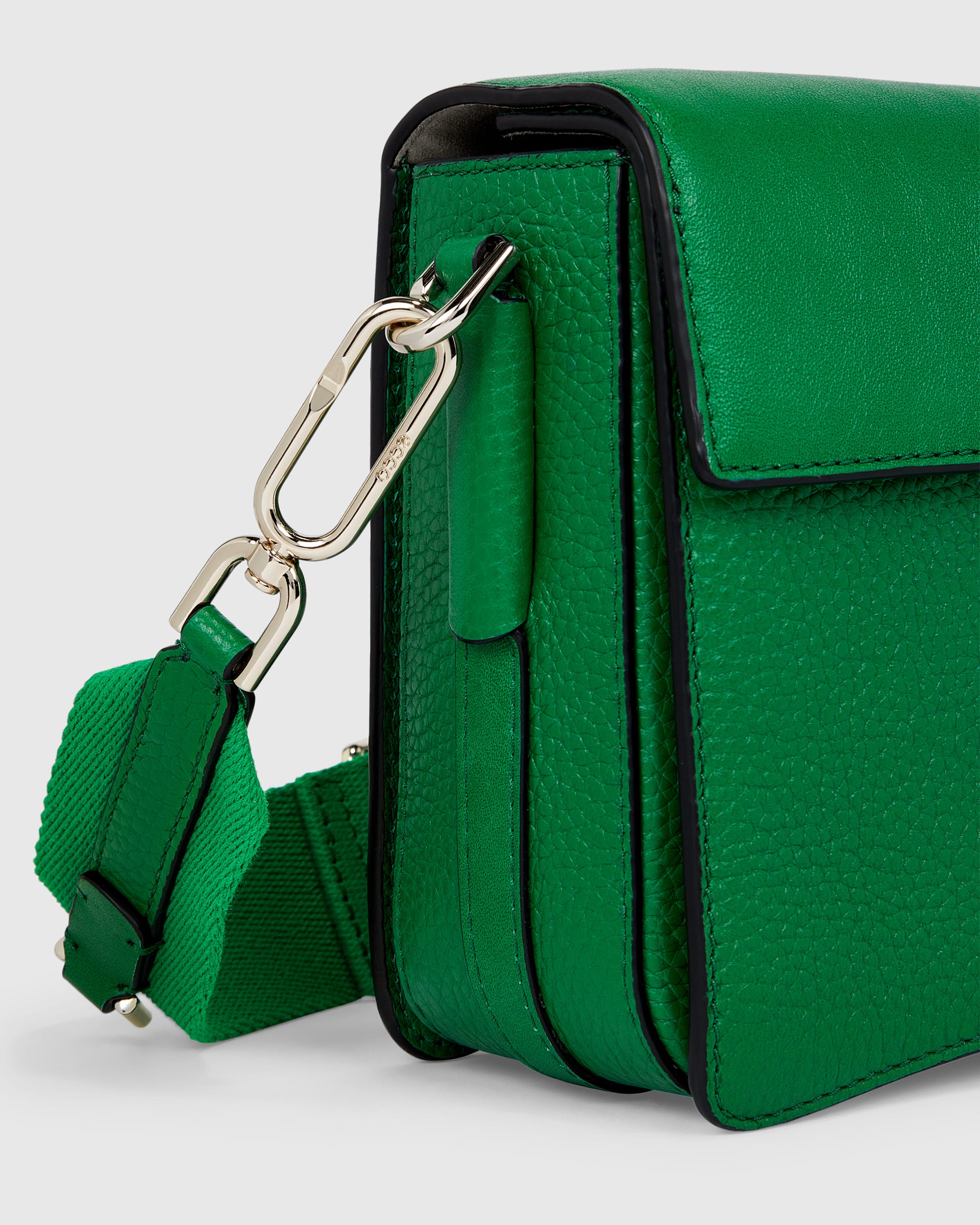 ECCO® Textureblock Leather Pinch Crossbody Bag - Green - Detail-1