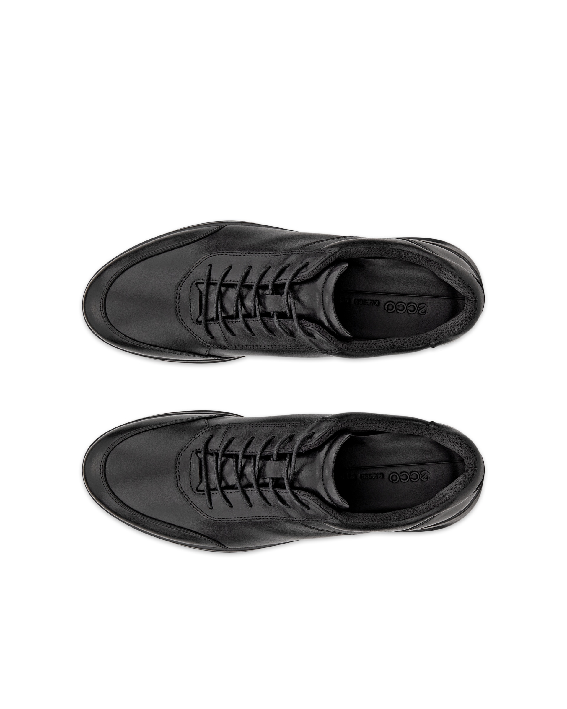 Men's ECCOยฎ Aquet Leather Shoe - Black - Top left pair