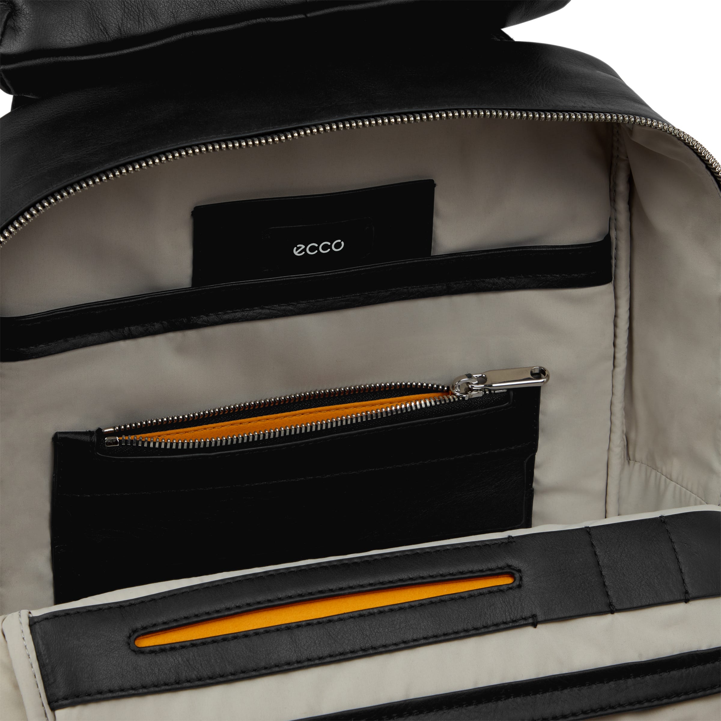 ECCO Journey Pillow Pack - Black - Inside