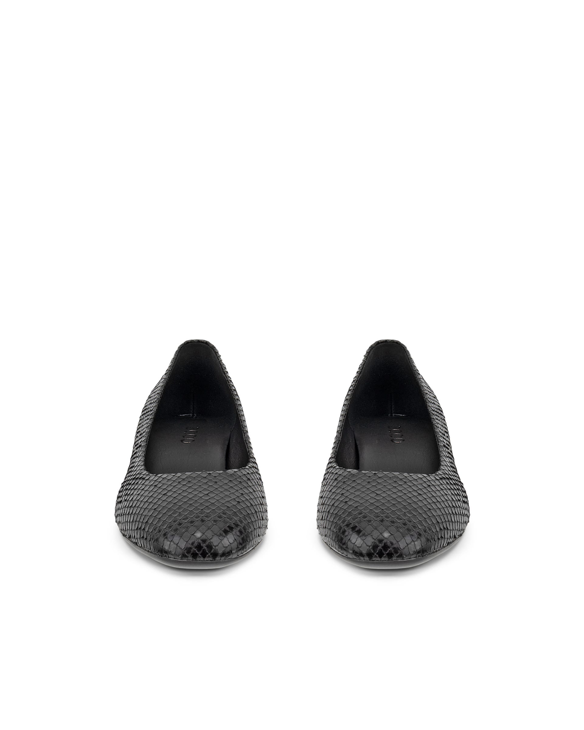 ECCO® LIVA 35 női vastag sarkú bőr körömcipő - Fekete - Front pair