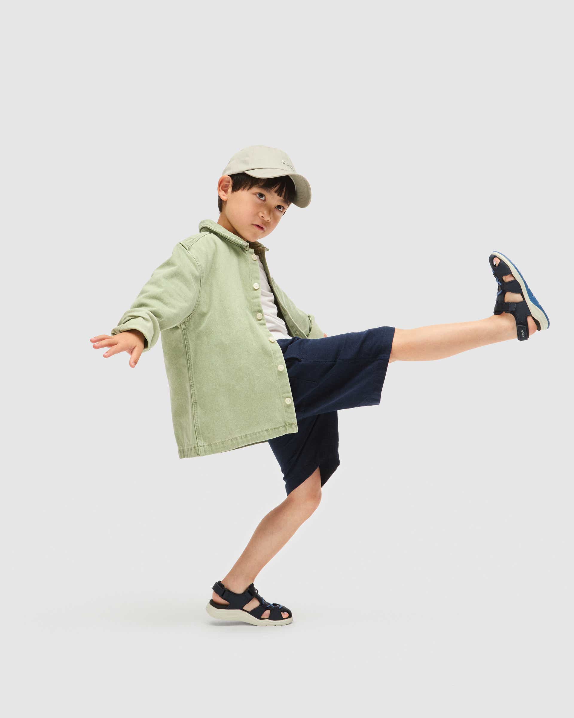 ECCO® X-TRINSIC Kinder Fischersandale - Blau - Lifestyle image-1