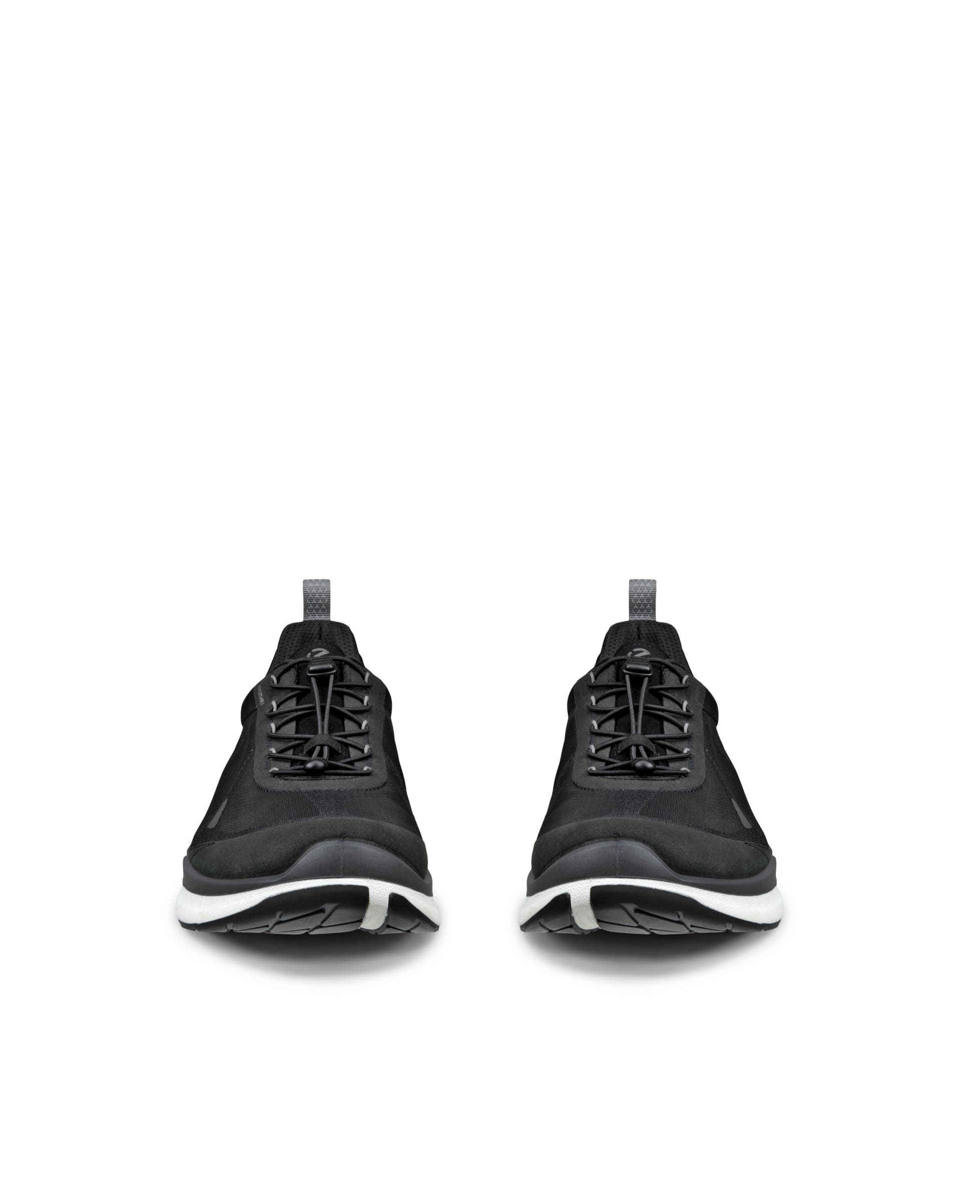 ECCO BIOM 2.2 メンズ テキスタイルスニーカー - ブラック - Front pair