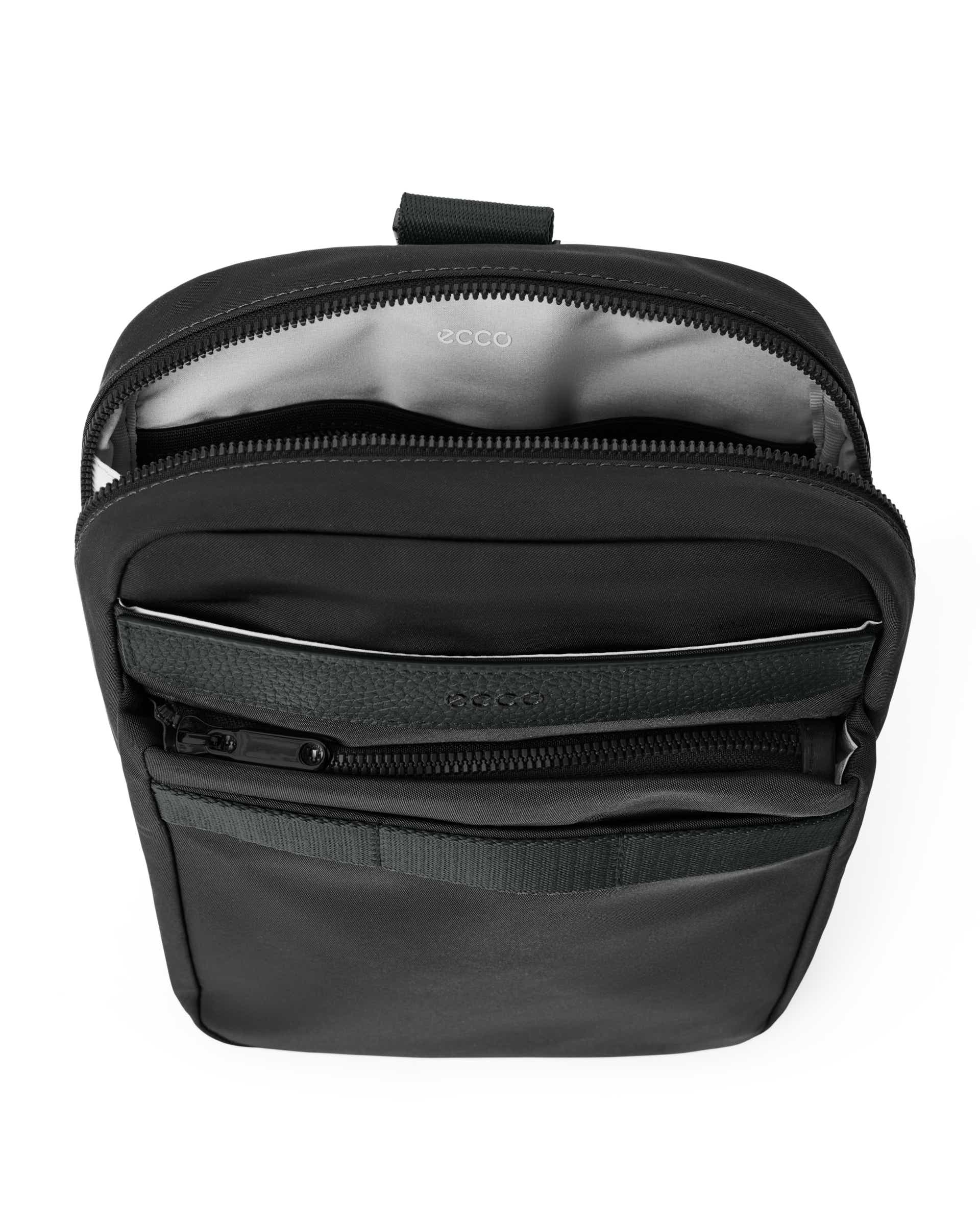 ECCO Voyager X Body Sling - Black - Inside