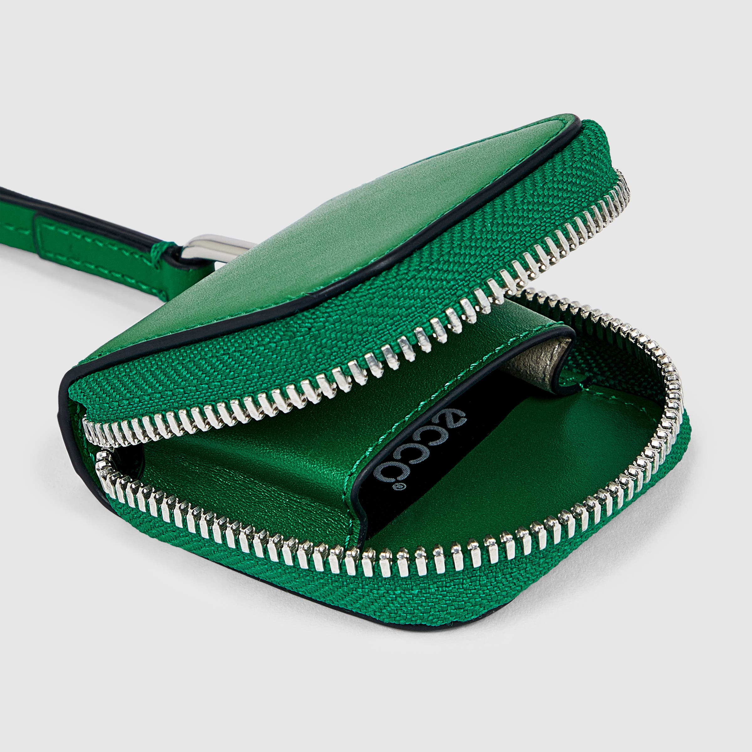 ECCO® Journey Leather Airpod Case - Green - Inside