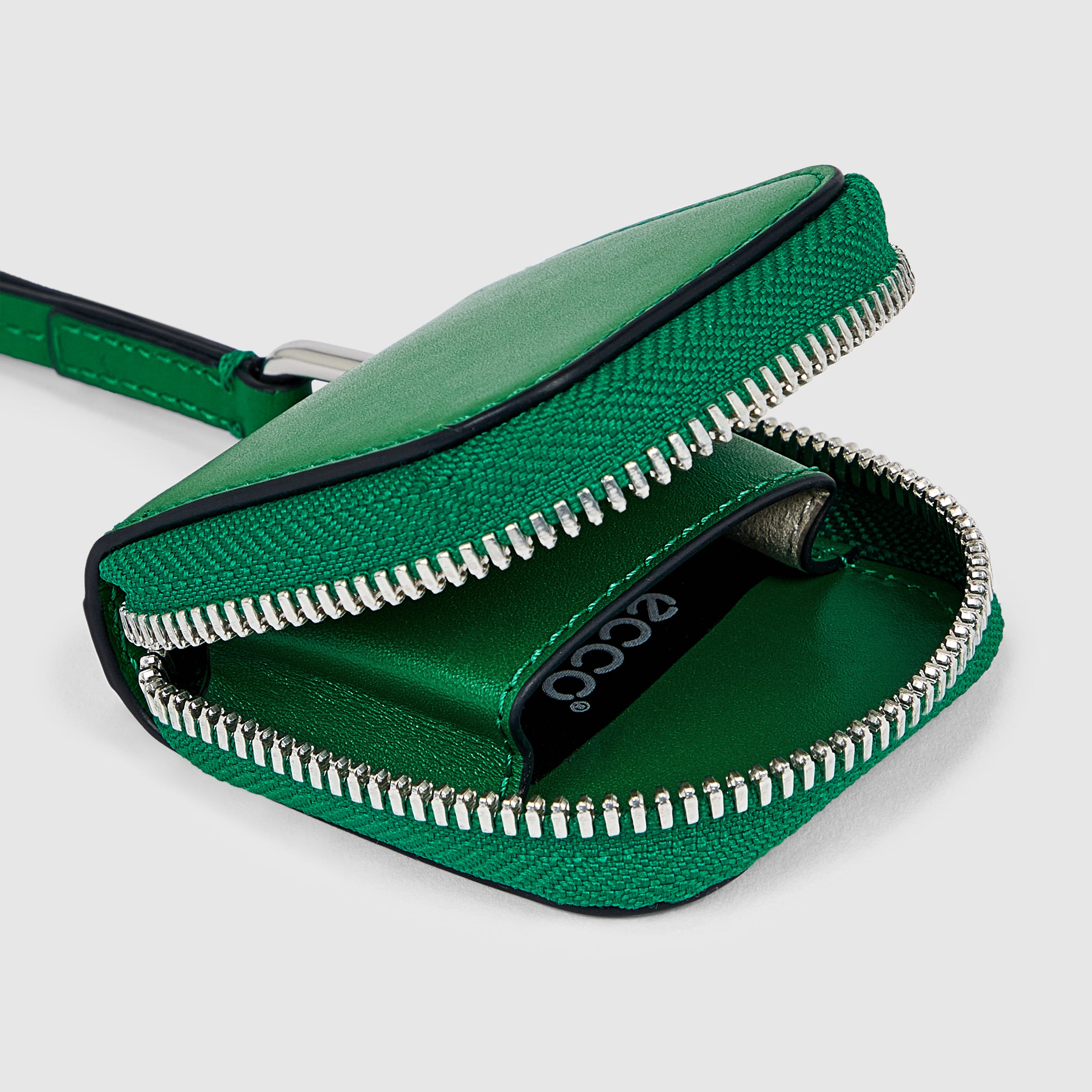 ECCO® Journey Leather Airpod Case - Green - Inside