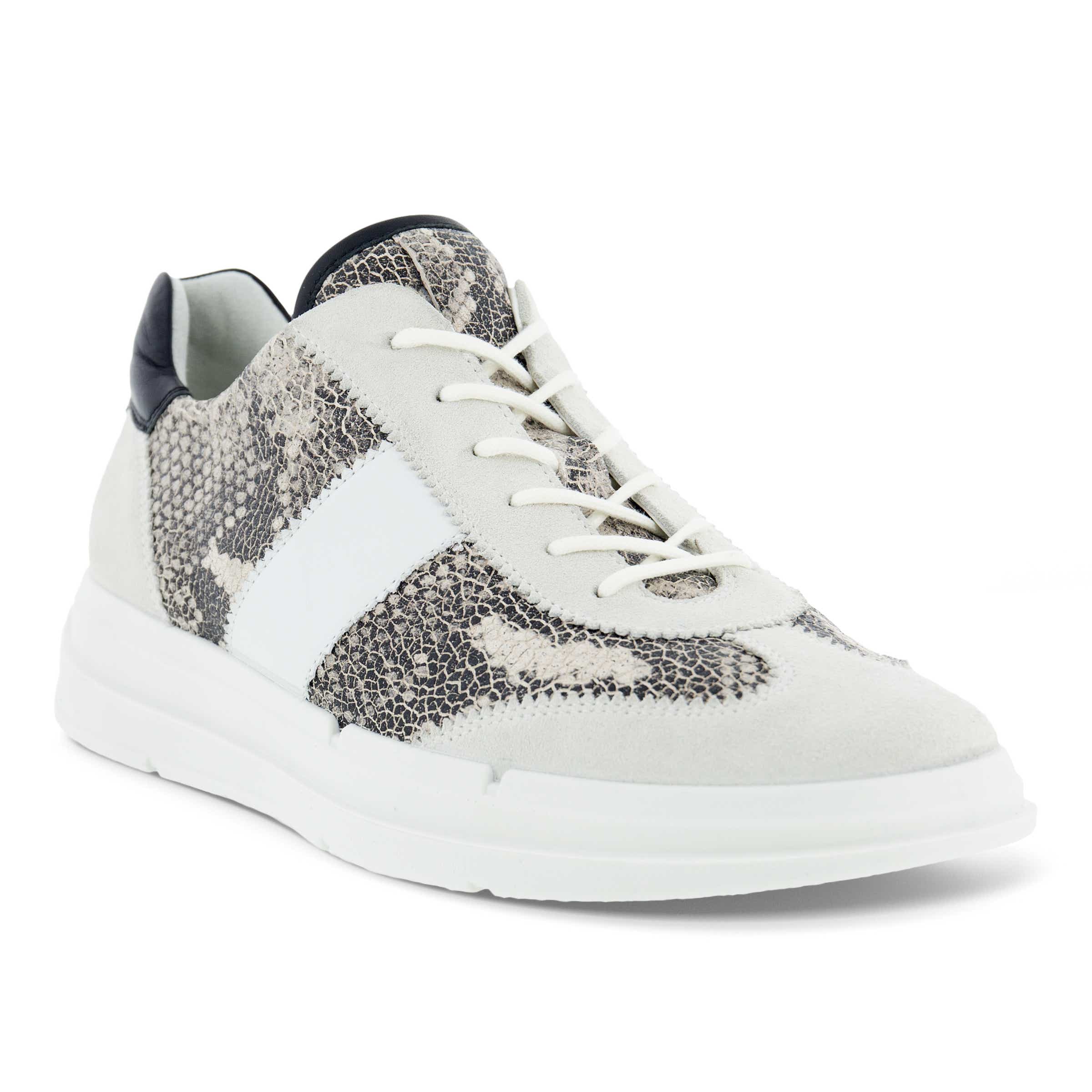 Women's ECCO® Soft X Leather Sneaker - White - Main
