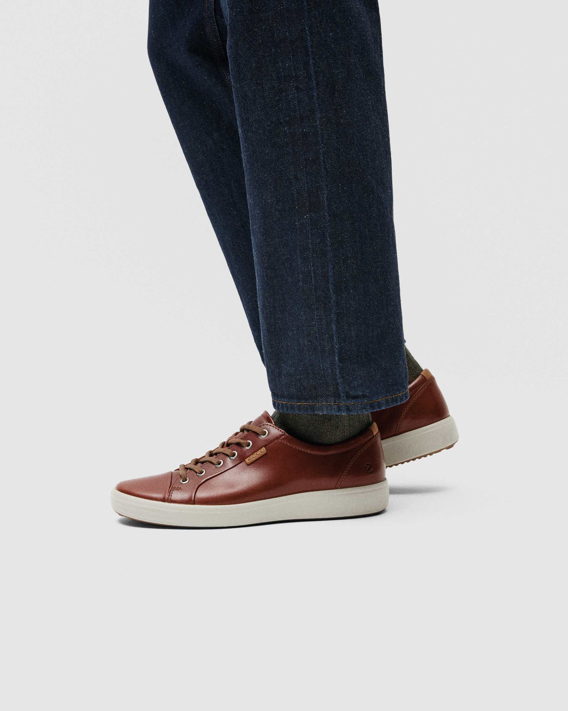 Pánské kožené tenisky ECCO® Soft 7 - Hnědá - Lifestyle image-1