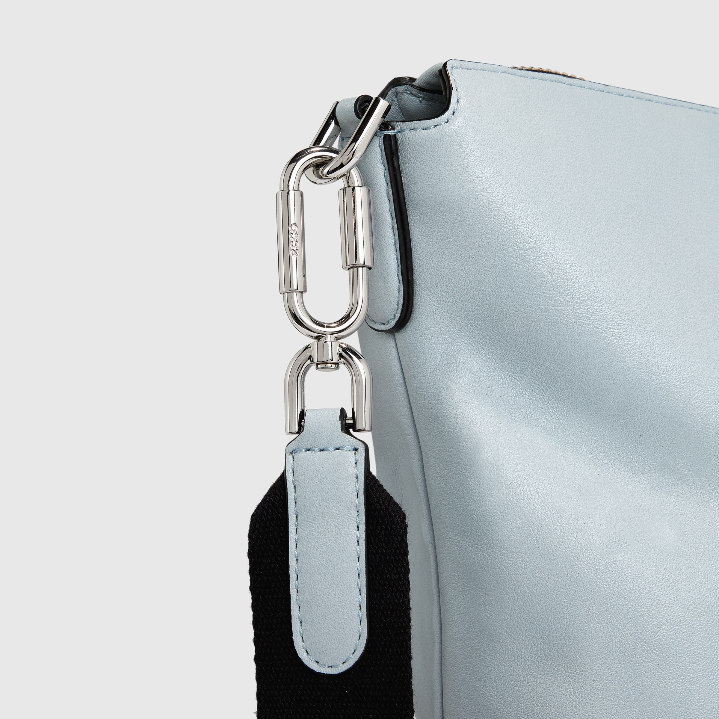 ECCO® E Weekender Leather Tote Bag - Blue - Detail-1