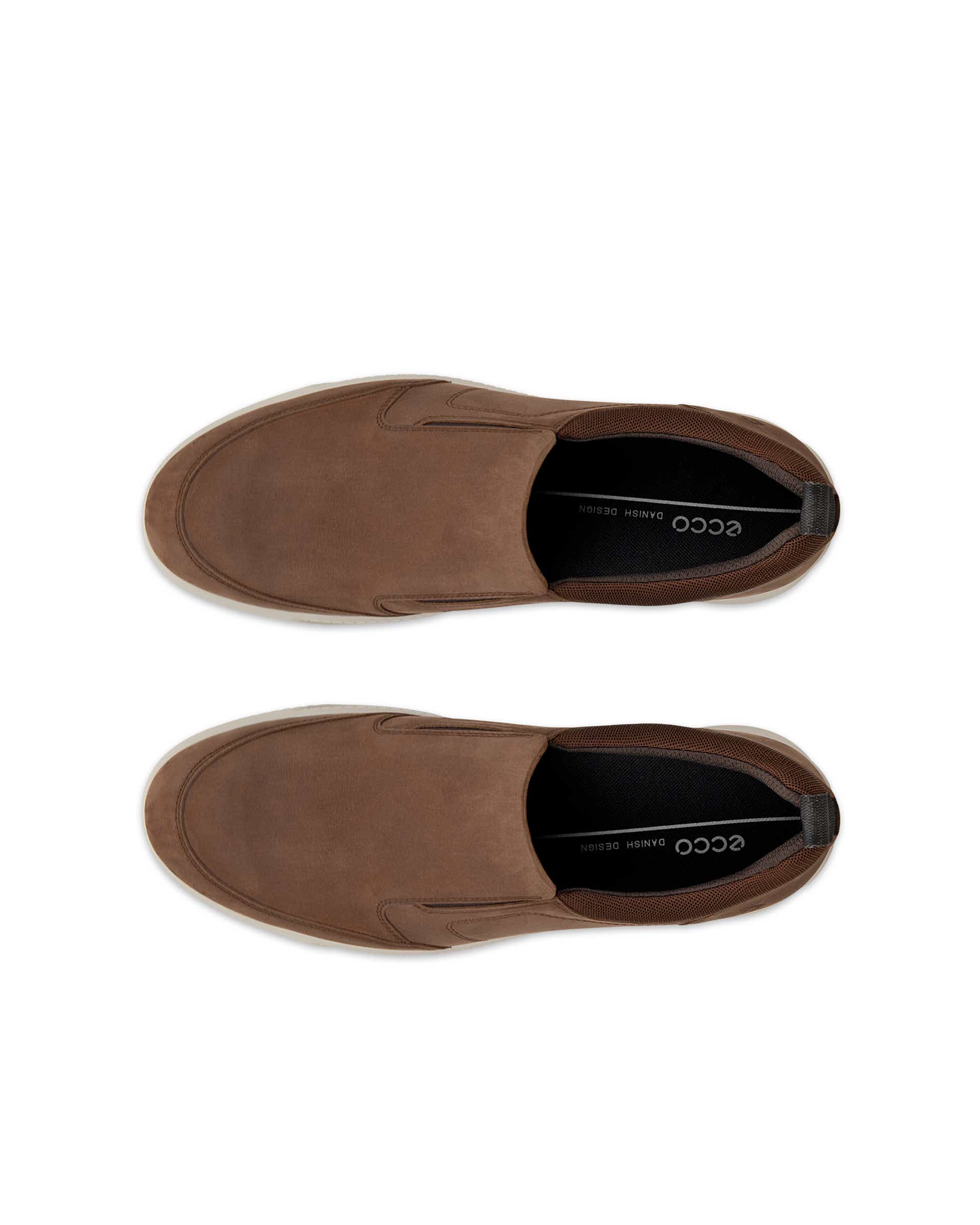 Men's ECCO® Byway Oiled Nubuck Slip-On - Brown - Top left pair