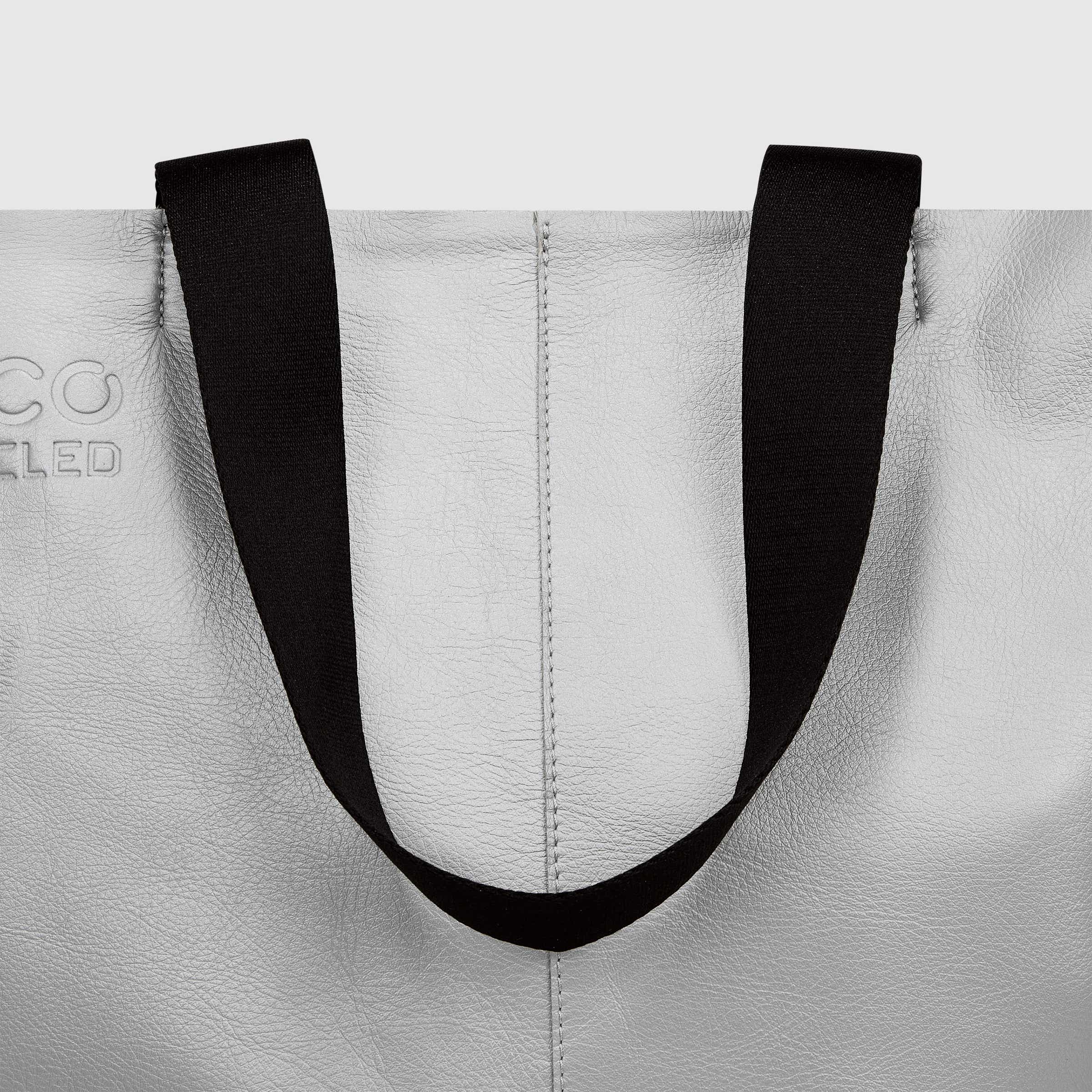 ECCO Upcycled North South - Metallics - Detail-2