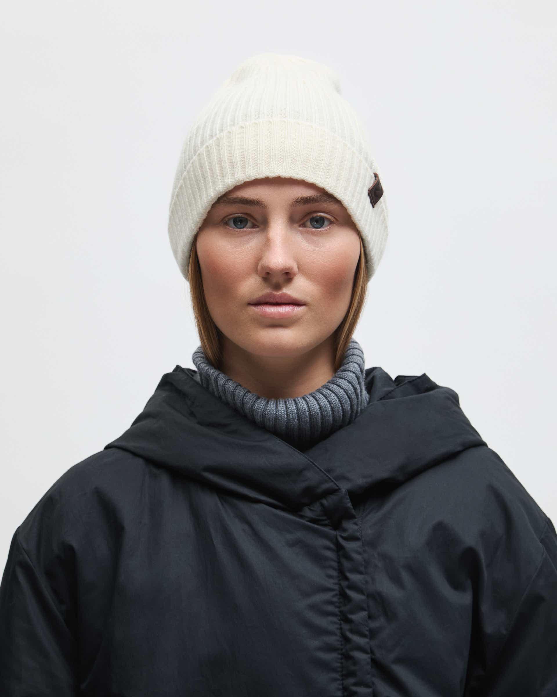 Women's ECCO® Classic Beanie - White - Lifestyle image-1