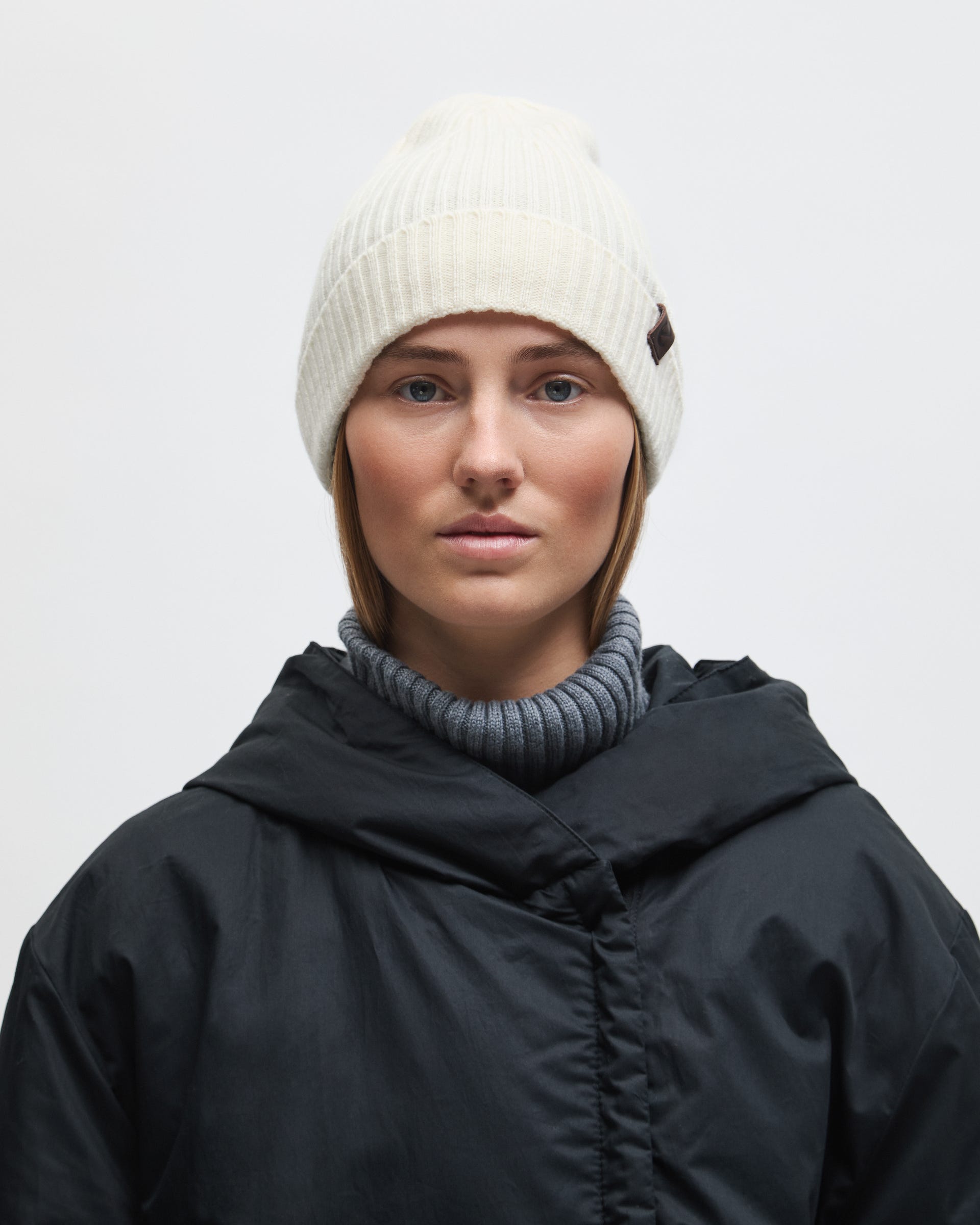 Women's ECCO® Classic Beanie - White - Lifestyle image-1