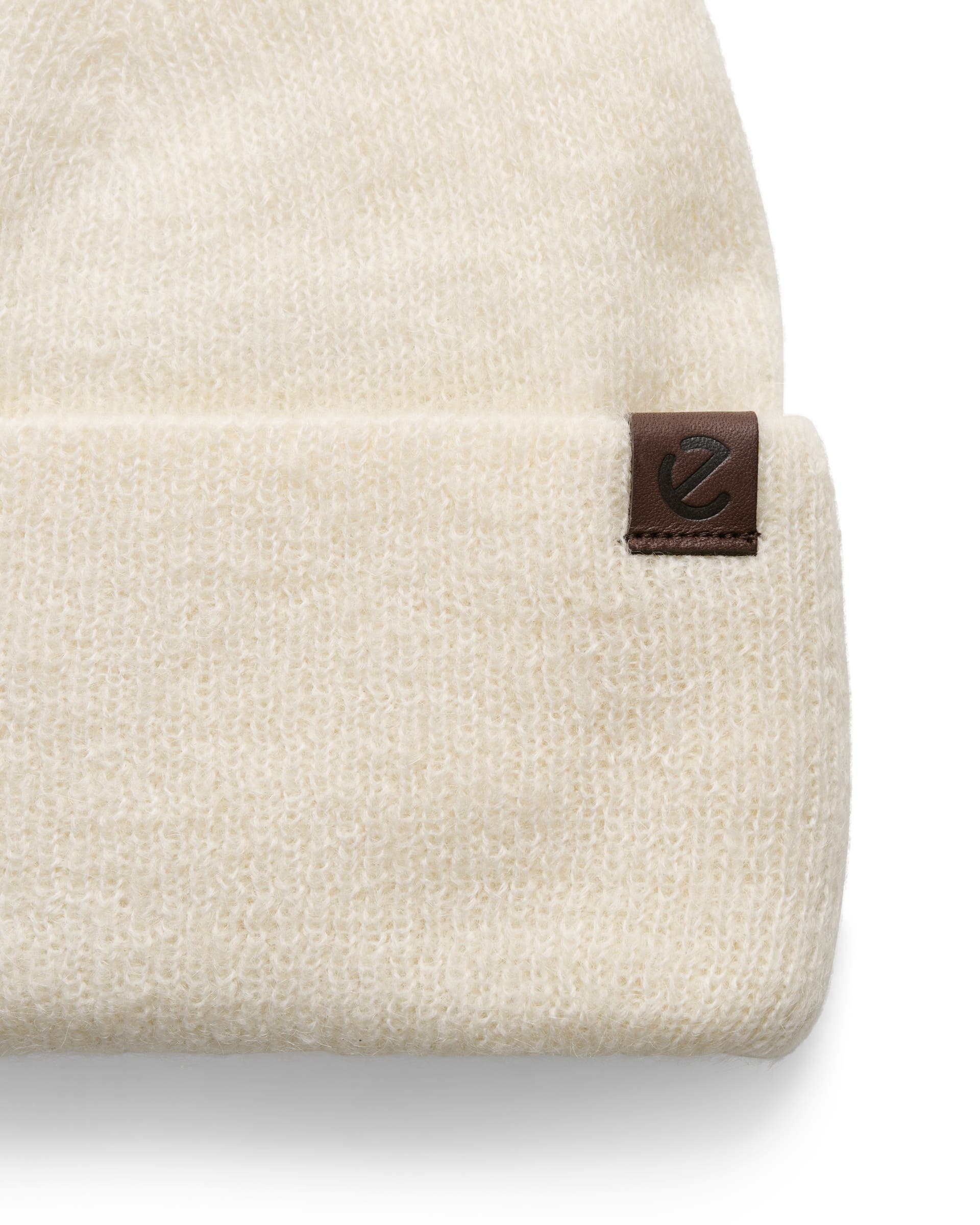 ECCO Women Fluffy Beanie - Hvit - Detail-1